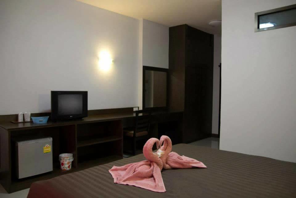 Ruysuk Hotel & Swimming Pool Udon Thani Eksteriør billede